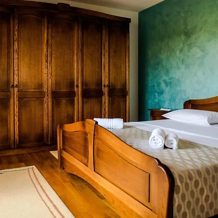 Апартаменты Miriam Family *